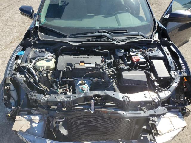 Photo 11 from auction – 2018 HONDA CIVIC EX with VIN 19XFC2F73JE028465
