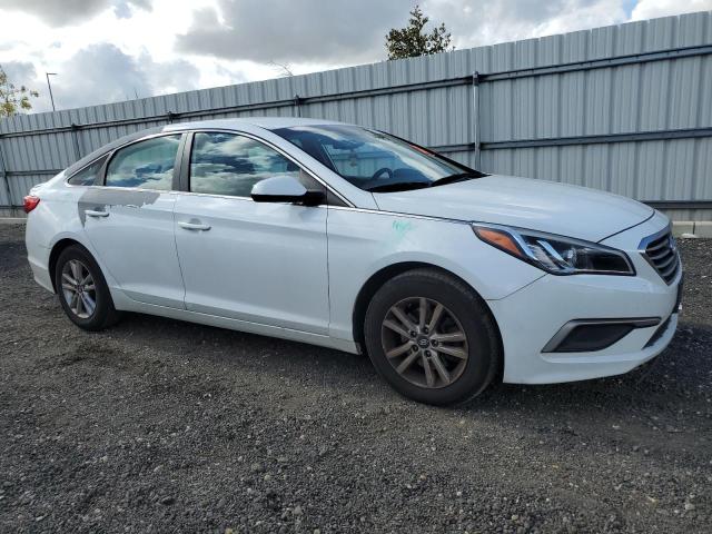 Photo 4 from auction – 2017 HYUNDAI SONATA SE with VIN 5NPE24AF5HH536516
