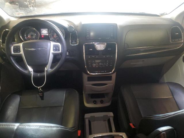 Photo 8 from auction – 2016 CHRYSLER TOWN & COU with VIN 2C4RC1CG2GR306159