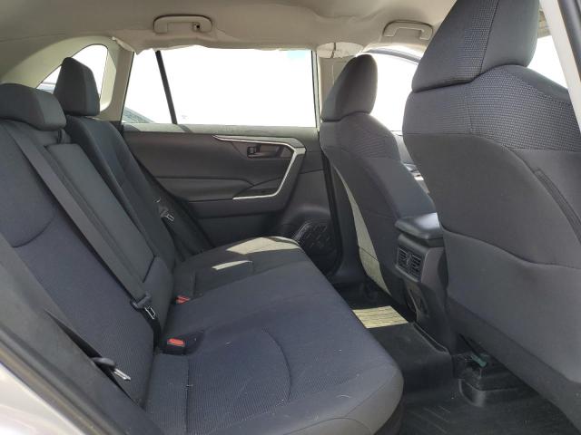 Photo 10 from auction – 2019 TOYOTA RAV4 LE with VIN 2T3MWRFV5KW037504