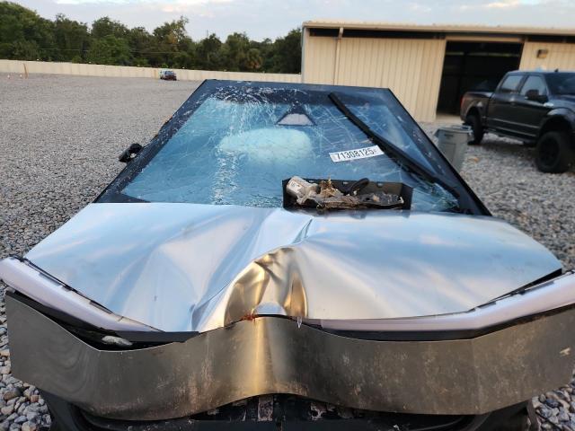 Photo 12 from auction – 2024 TESLA CYBERTRUCK with VIN 7G2CEHEE1RA032661