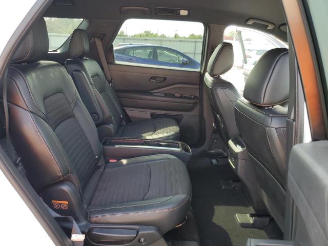 Photo 11 from auction – 2023 NISSAN PATHFINDER with VIN 5N1DR3BD9PC269353
