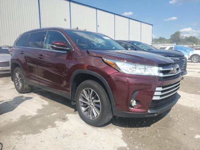 Photo 4 from auction – 2019 TOYOTA HIGHLANDER with VIN 5TDJZRFH9KS987340
