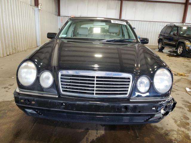 Photo 5 from auction – 1999 MERCEDES-BENZ E 320 with VIN WDBJF65H5XA925347