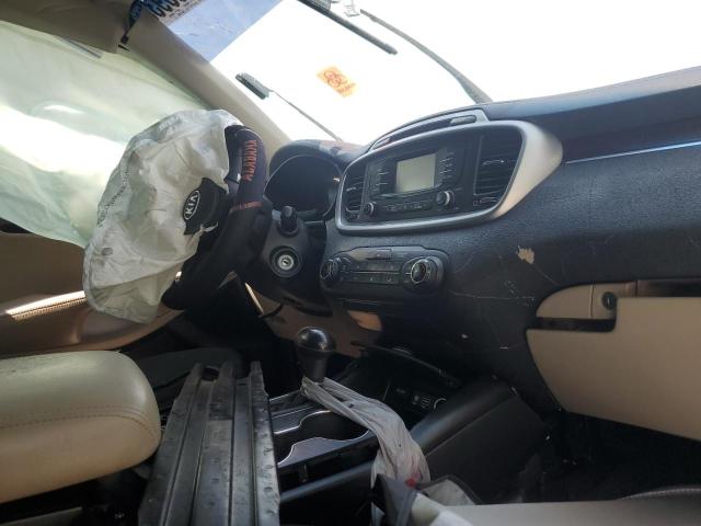 Photo 8 from auction – 2016 KIA SORENTO LX with VIN 5XYPG4A37GG075065