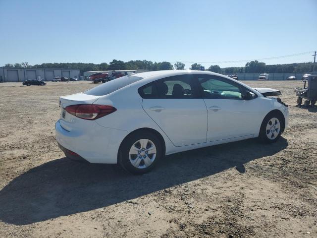 Photo 3 from auction – 2017 KIA FORTE LX with VIN 3KPFK4A71HE041926