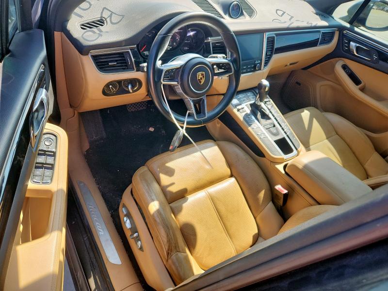 Photo 8 from auction – 2017 PORSCHE MACAN with VIN WP1AA2A5XHLB00509
