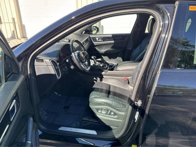 Photo 5 from auction – 2020 PORSCHE CAYENNE CO with VIN WP1BA2AYXLDA46646
