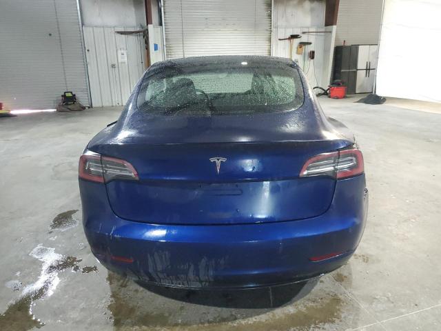Photo 6 from auction – 2018 TESLA MODEL 3 with VIN 5YJ3E1EA9JF102339