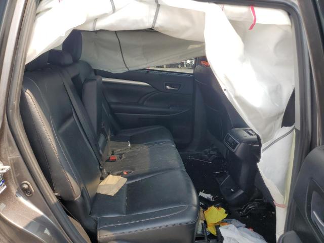 Photo 11 from auction – 2019 TOYOTA HIGHLANDER with VIN 5TDJZRFH1KS933482