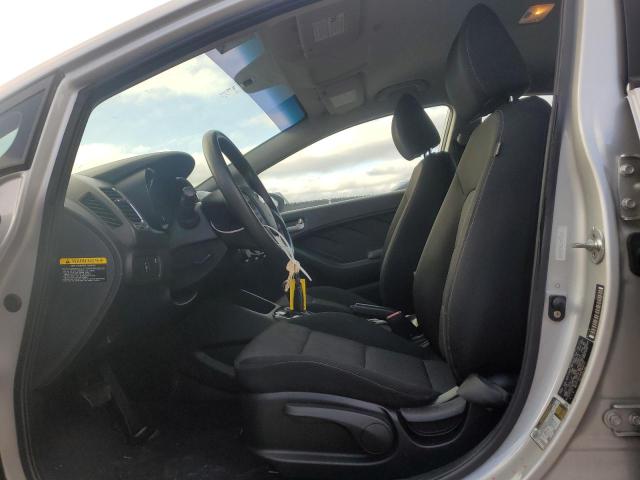 Photo 7 from auction – 2017 KIA FORTE LX with VIN 3KPFK4A73HE082672