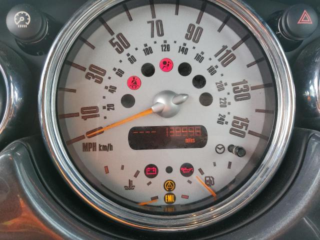 Photo 9 from auction – 2005 MINI COOPER with VIN WMWRF33515TF62977