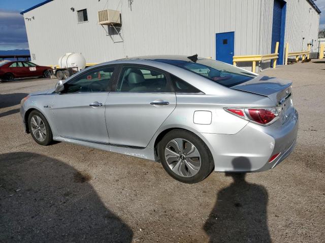 Photo 2 from auction – 2013 HYUNDAI SONATA HYB with VIN KMHEC4A46DA070815
