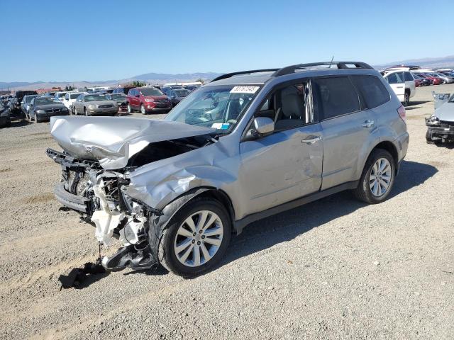 SUBARU FORESTER 2 2011 with VIN JF2SHADC3BH713069 - Photo from auction