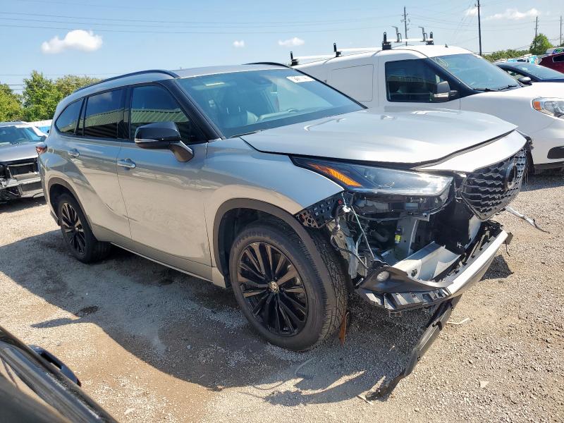 Photo 4 from auction – 2024 TOYOTA HIGHLANDER with VIN 5TDKDRAH9RS537997