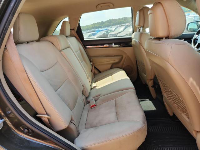 Photo 11 from auction – 2012 KIA SORENTO BASE with VIN 5XYKT4A23CG190690