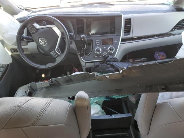 Photo 8 from auction – 2016 TOYOTA SIENNA XLE with VIN 5TDYK3DC3GS765844