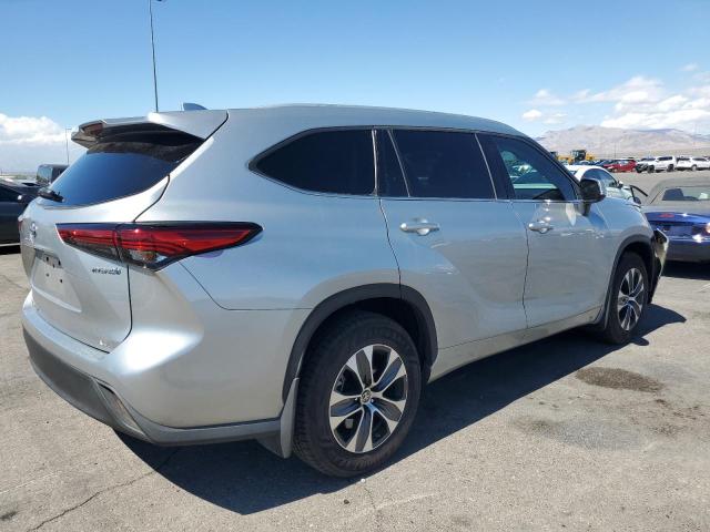 Photo 3 from auction – 2022 TOYOTA HIGHLANDER with VIN 5TDGARAH5NS516010