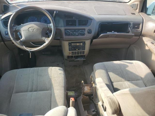 Photo 8 from auction – 2002 TOYOTA SIENNA LE with VIN 4T3ZF13C12U463443