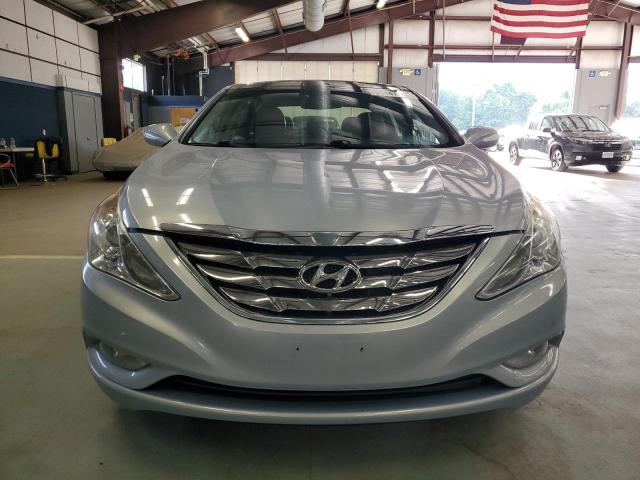 Photo 5 from auction – 2012 HYUNDAI SONATA SE with VIN 5NPEC4AB0CH384213
