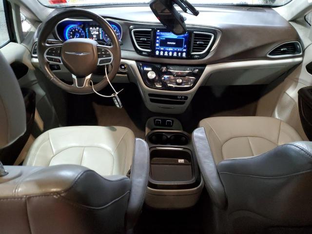 Photo 8 from auction – 2017 CHRYSLER PACIFICA T with VIN 2C4RC1BG6HR565921