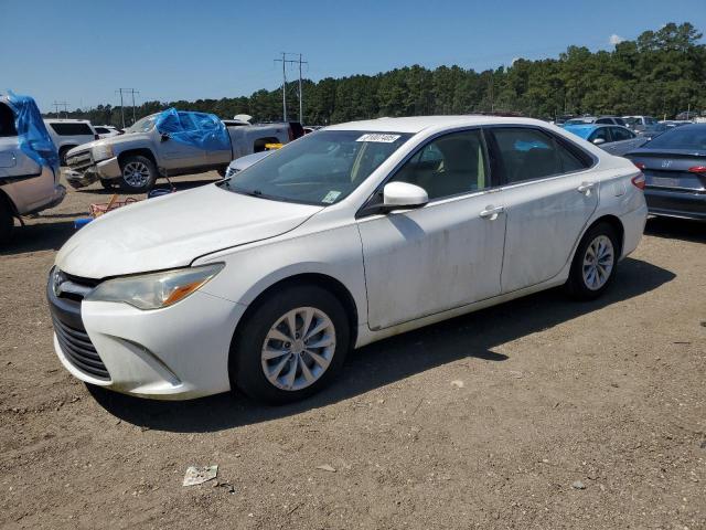 TOYOTA CAMRY 2015 with VIN 4T4BF1FK7FR513576 - Photo from auction