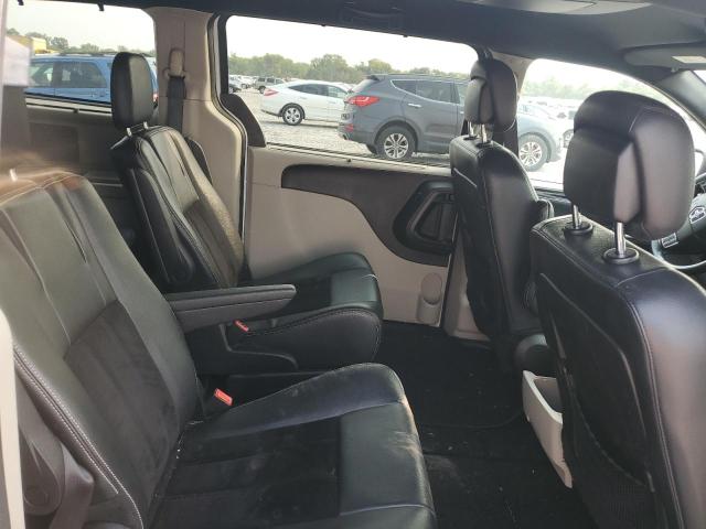 Photo 11 from auction – 2017 DODGE GRAND CARA with VIN 2C4RDGCGXHR625567
