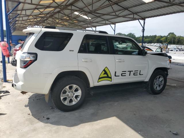 Photo 3 from auction – 2022 TOYOTA 4RUNNER SR with VIN JTEMU5JR7N6046909