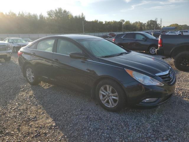 Photo 4 from auction – 2013 HYUNDAI SONATA GLS with VIN 5NPEB4AC6DH556242