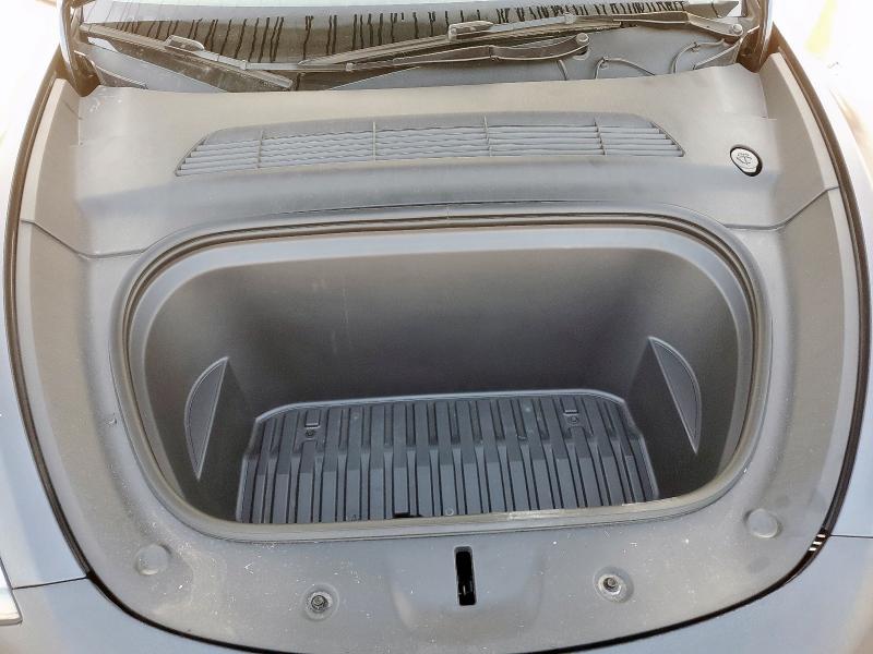 Foto 11 de la subasta – 2024 TESLA MODEL Y con VIN 7SAYGDEE6RA243868
