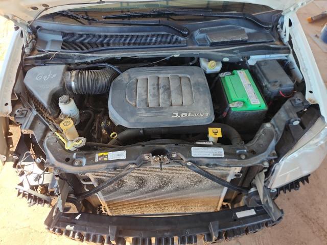 Photo 12 from auction – 2013 CHRYSLER TOWN & COU with VIN 2C4RC1BG4DR588933
