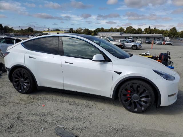 Photo 4 from auction – 2020 TESLA MODEL Y with VIN 5YJYGDEF1LF058854