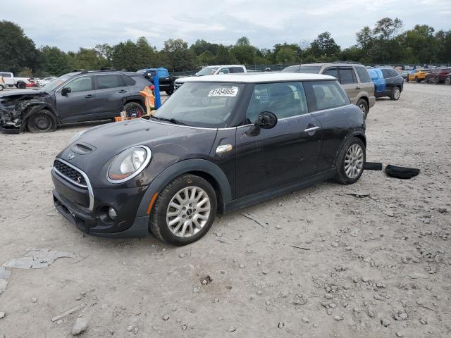 MINI COOPER S 2015 with VIN WMWXP7C58F2A39930 - Photo from auction
