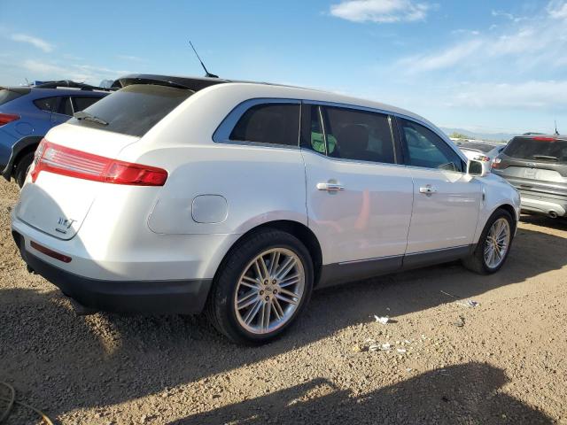 Photo 3 from auction – 2015 LINCOLN MKT with VIN 2LMHJ5AT3FBL04386