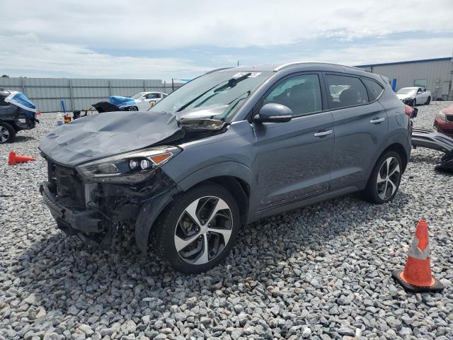 HYUNDAI TUCSON LIM 2016 with VIN KM8J33A28GU084905 - Photo from auction