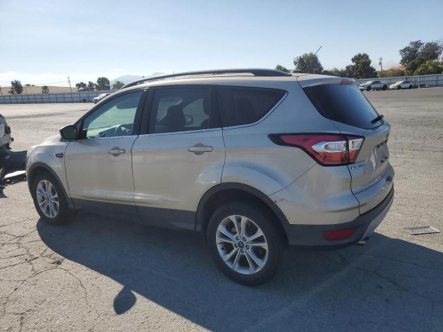 Photo 2 from auction – 2018 FORD ESCAPE SE with VIN 1FMCU0GD0JUA74597