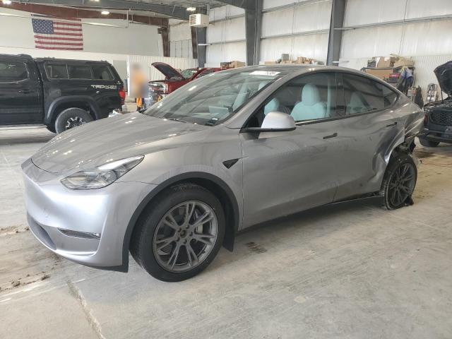TESLA MODEL Y 2025 with VIN 7SAYGDEE2SF299024 - Photo from auction