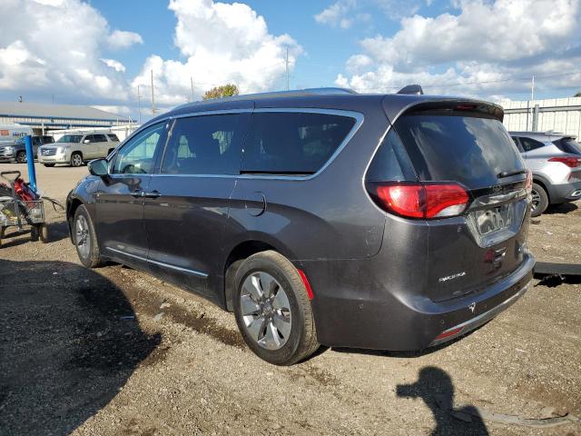 Photo 2 from auction – 2018 CHRYSLER PACIFICA H with VIN 2C4RC1N76JR212841