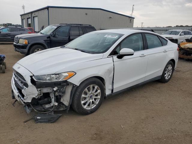 FORD FUSION S 2016 with VIN 3FA6P0G71GR312062 - Photo from auction