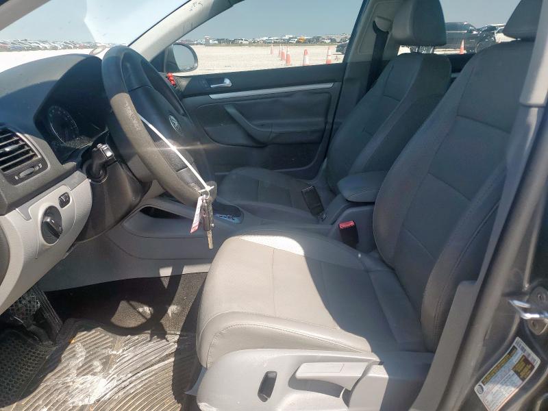 Photo 7 from auction – 2007 VOLKSWAGEN JETTA WOLF with VIN 3VWEF71K17M185094