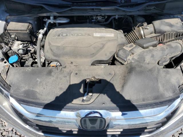 Photo 12 from auction – 2018 HONDA ODYSSEY EX with VIN 5FNRL6H73JB075359