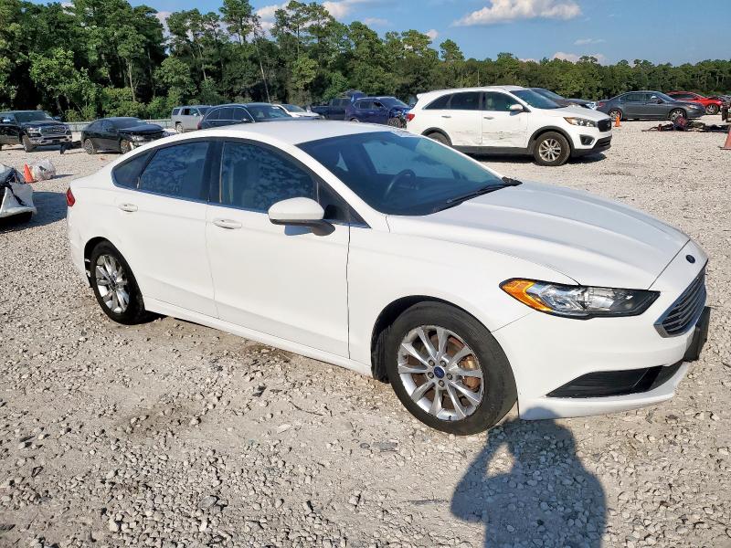 Photo 4 from auction – 2017 FORD FUSION SE with VIN 3FA6P0H75HR113337
