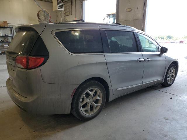 Photo 3 from auction – 2018 CHRYSLER PACIFICA T with VIN 2C4RC1EG6JR316035