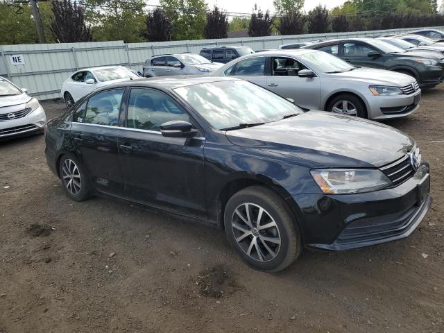 Photo 4 from auction – 2017 VOLKSWAGEN JETTA SE with VIN 3VWDB7AJ0HM317620