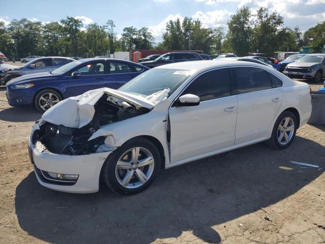 VOLKSWAGEN PASSAT S 2015 with VIN 1VWAS7A33FC112764 - Photo from auction