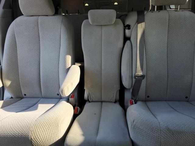 Photo 10 from auction – 2011 TOYOTA SIENNA LE with VIN 5TDKK3DC4BS125995