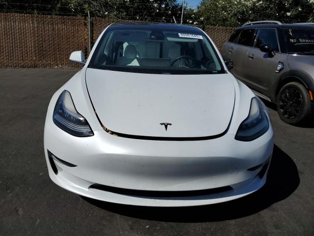 Photo 5 from auction – 2018 TESLA MODEL 3 with VIN 5YJ3E1EB7JF098056