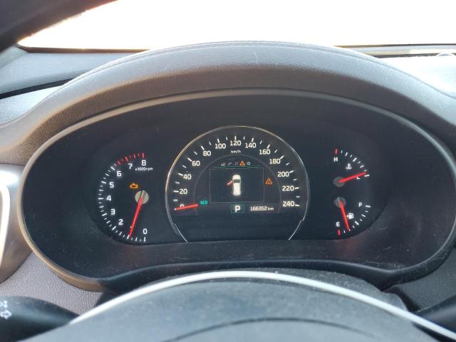 Photo 9 from auction – 2016 KIA SORENTO SX with VIN 5XYPKDA17GG055413