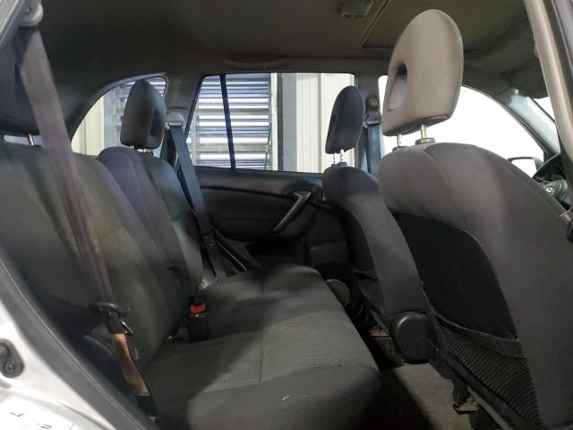 Photo 11 from auction – 2005 TOYOTA RAV4 with VIN JTEHD20V550048417