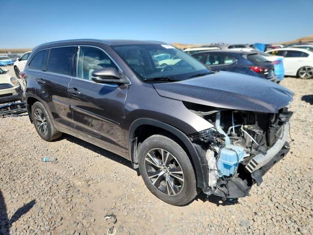 Photo 4 from auction – 2016 TOYOTA HIGHLANDER with VIN 5TDJKRFH4GS285101